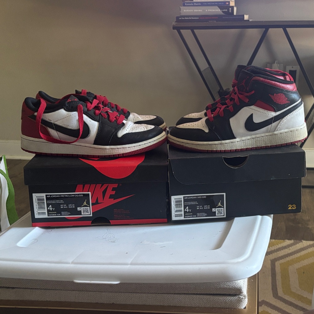 AIR JORDAN RETRO Nike Black and Red Athletic Shoes